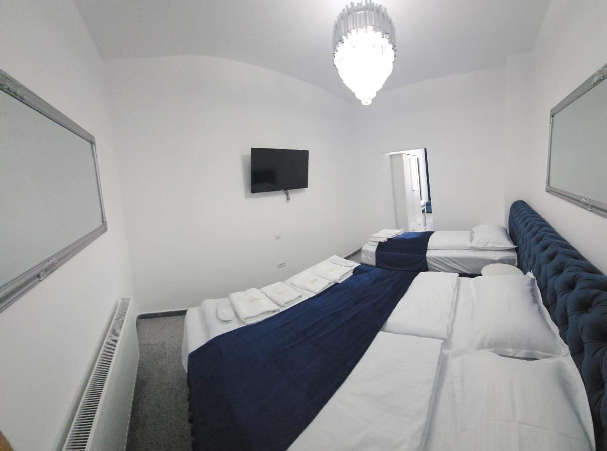Perfect Villa Ploieşti Eksteriør bilde